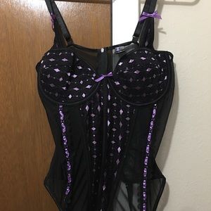 Sheer corset with zip-up back